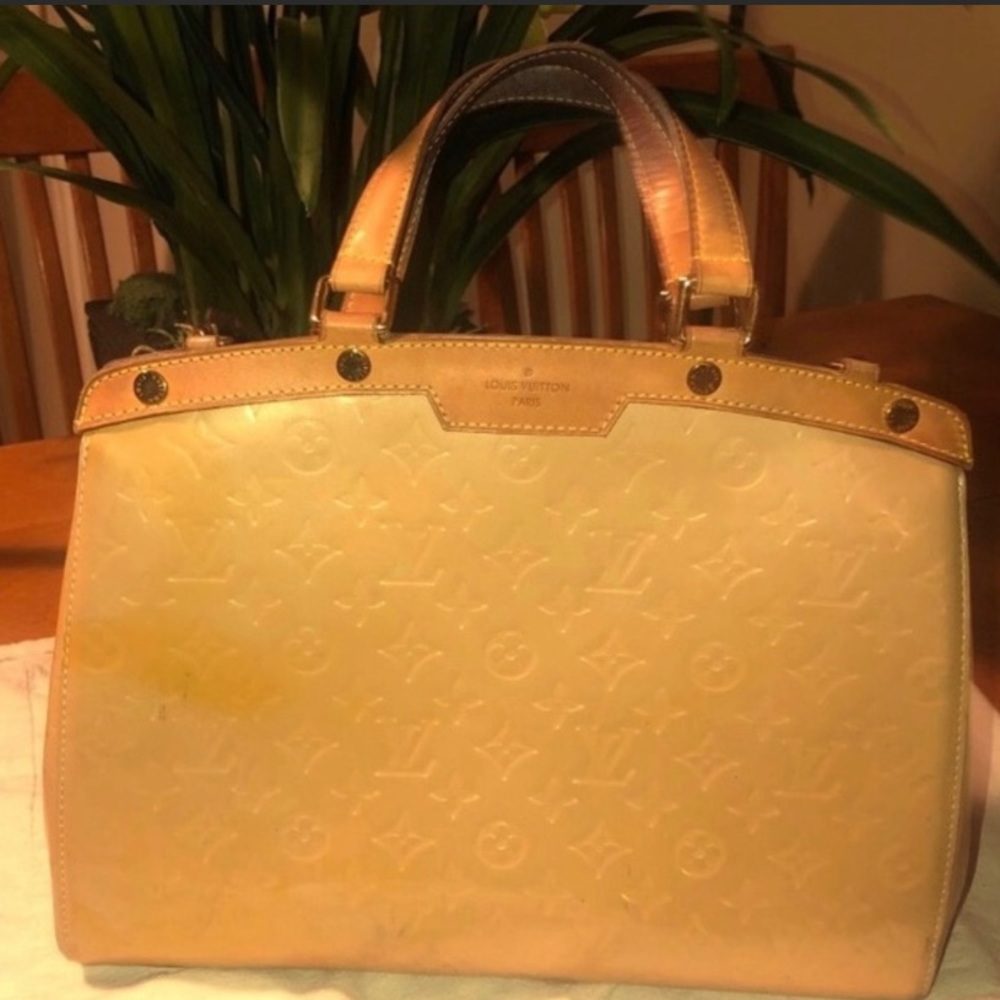 Louis Vuitton Vernis Brea MM